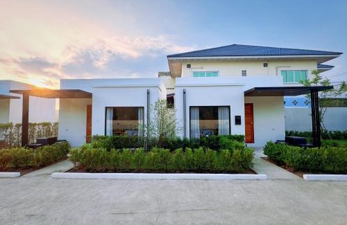 Khlong Lan Phatthana Resort | Discover มนต์จันทรา เฮ้าส์: Guest Rated 10/10 Stay