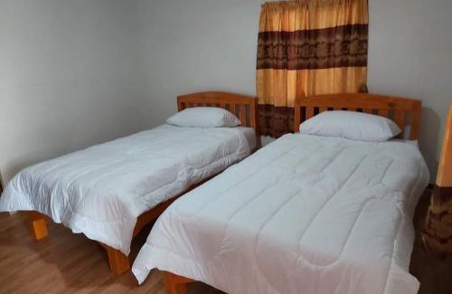 San Pong House | Explore ริมทุ่งโฮมสเตย์ with Family-Friendly Amenities