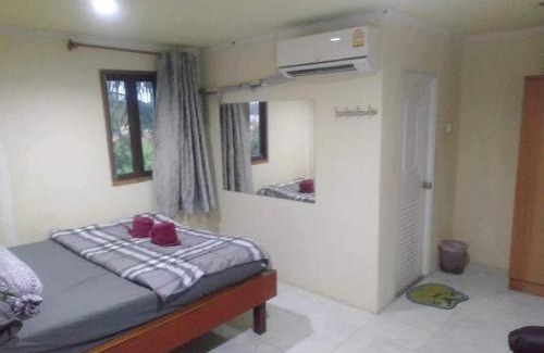 Suphan Buri Resort | Pet-Friendly Resort in Suphan with Inviting Hot Tub