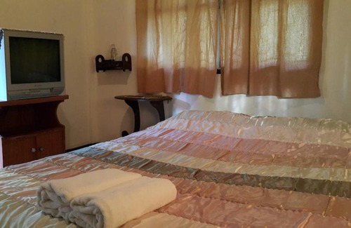 Pang Mu House | Family-Friendly Stay at ลิ้นฟ้าแคมปิ้งรีสอร์ท