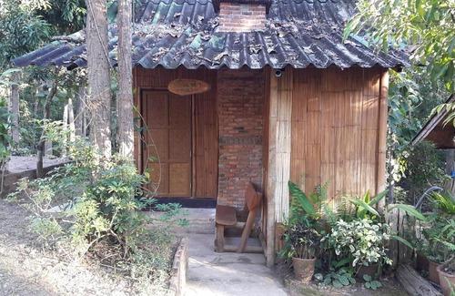 Pang Mu House | Family-Friendly Stay at ลิ้นฟ้าแคมปิ้งรีสอร์ท