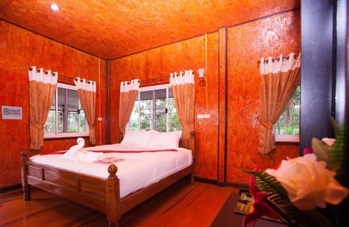 Mae On House | Discover Pet-Friendly Comfort at สวนสุเสนารีสอร์ท