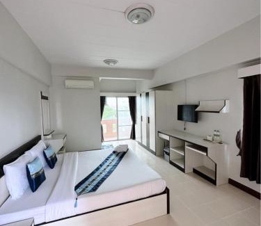 Saen Suk Apartment | Discover สวัสดีแมนชั่น: Ideal for Family Getaways
