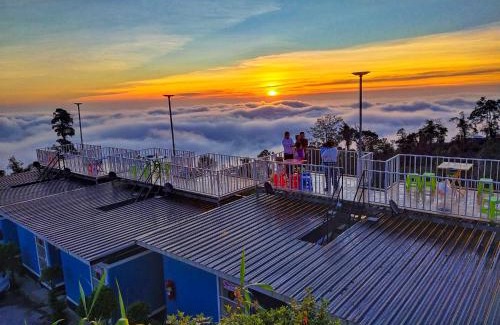 Phetchabun Resort | Explore Phutaberk Station: Breathtaking Mountain Views