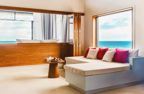 Sichon Hotel | Oceanfront Paradise at สิชลเตโซโร - A 4-Star Escape