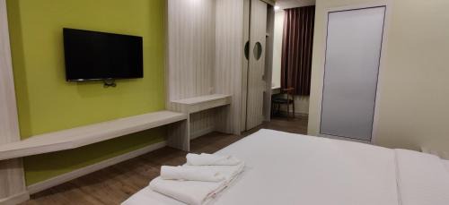 Khlong Nung Apartment | Child-Friendly Comfort at 2M Place Apartment, Rated 9/10