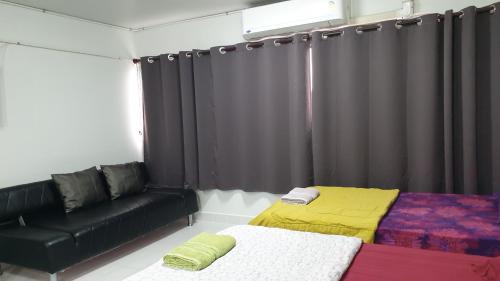 Ban Mai Apartment | Discover Comfort at เรือนศรีตรัง in เมืองทองธานี
