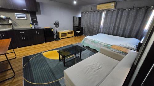 Ban Mai Apartment | Comfortable Impact Challenger Rooms in Muang Thong Thani