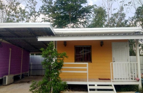 Sa Kaeo House | Pet-Friendly Getaway at เกษมสุขรีสอร์ท for Families