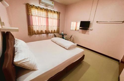 Ko Libong House | Discover Koh Libong Sunrise Homestay: Family-Friendly Escape