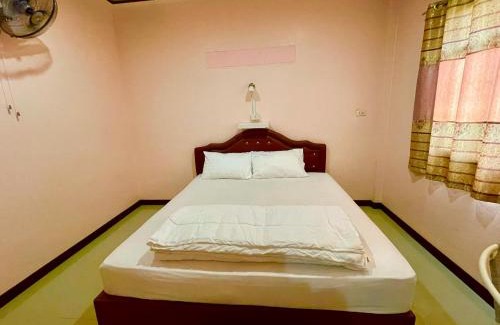 Ko Libong House | Discover Koh Libong Sunrise Homestay: Family-Friendly Escape
