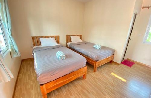 Chiang Khan Apartment | Discover Chiang Khan Rating Place: Family-Friendly Retreat