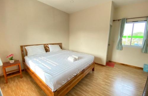 Chiang Khan Apartment | Discover Chiang Khan Rating Place: Family-Friendly Retreat