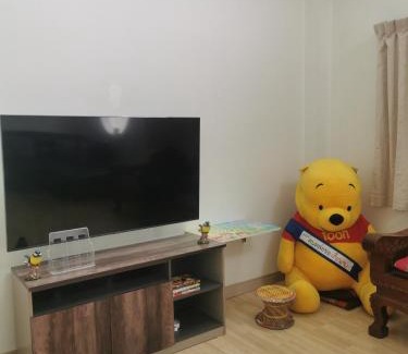 Saraphi House | Discover Chiang Mai: Riverside Family-Friendly Retreat