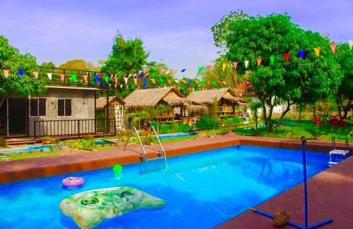 Kaeng Krachan Ski Chalet | Relax at บ้านโอโซนขุนเขาแก่งกระจาน - Pet-Friendly Retreat