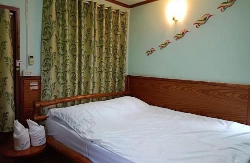 Nakhon Thai Hotel | Pet Friendly Phet Resort: Family-Friendly Amenities Await