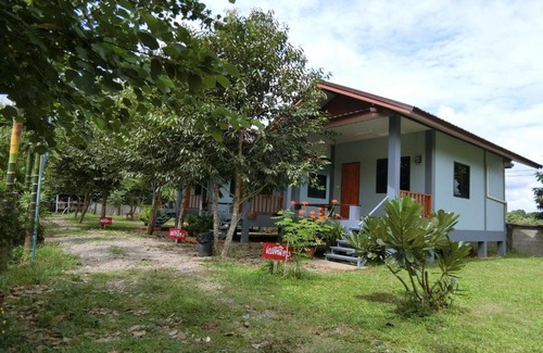 Pua House | Discover เพลินใจ: Guest Rated 8/10 with Breakfast Included