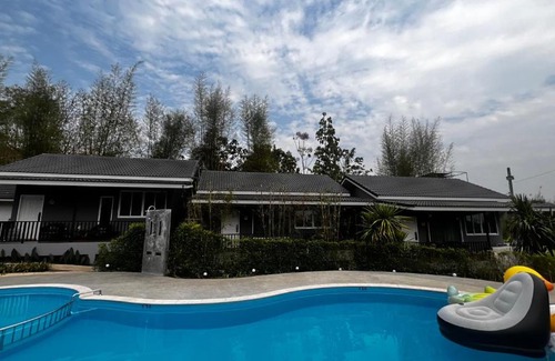 Mae Faek Mai Villa | Relaxing Pool Villa Retreat in Chiang Mai for Families
