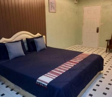 Nong Chok Hotel | Pet-Friendly Getaway at เอ็มยูโฮมรีสอร์ท with Breakfast