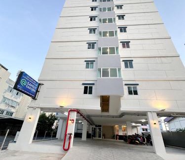 Samut Sakhon Apartment | Family-Friendly Stay at แอทสมุทรสาครมหาชัย Hotel