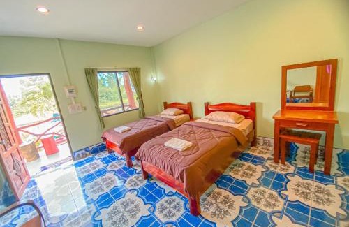 Chumphon Ski Chalet | Cozy Chumphon Retreat: Family-Friendly with Hot Tub