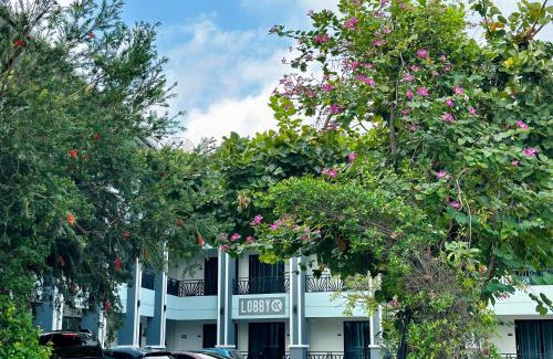 Nakhon Pathom Hotel | Family-Friendly Hotels in Nakhon Pathom, Thailand