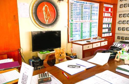 Sakon Nakhon Hotel | Discover โรงแรมกาญจนาสกลนคร: Family-Friendly Retreat
