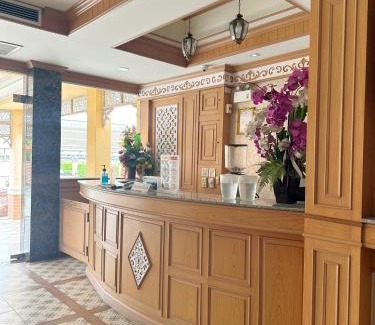 Nong Khae Hotel | Discover Good Residence: Family-Friendly Hotel Retreat