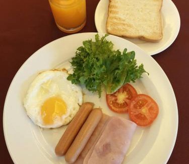 Pak Kret Hotel | Discover Double D Hotel: Family-Friendly & Accessible Stay