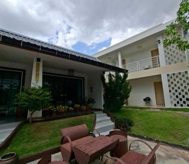 Kaeng Khlo Hotel | Explore Hotel Baan Mali Hill Residence: Rated 8.8 with Breakfast