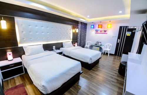 Hat Yai Hotel | Discover Comfort at โรงแรมลลิตา บูติค - Family-Friendly Stay