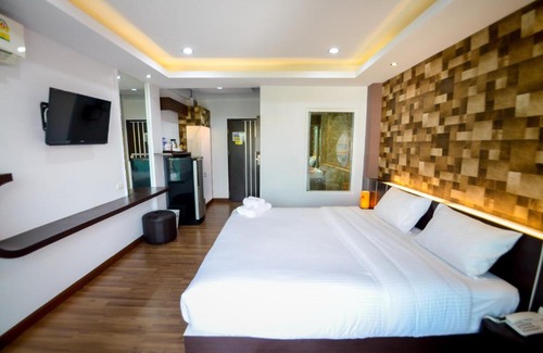 Hat Yai Hotel | Discover Comfort at โรงแรมลลิตา บูติค - Family-Friendly Stay
