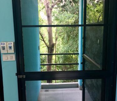 Nong Khae Hotel | Explore Huaisai Hotel: Pet-Friendly & Family Welcoming Stay