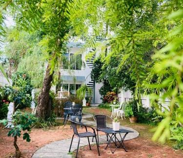 Chiang Rai Hotel | Discover Parawee Boutique Hotel: Family-Friendly Retreat