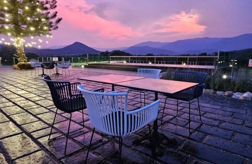 Suan Phueng Hotel | Olive View Resort: Family-Friendly Retreat in Nature