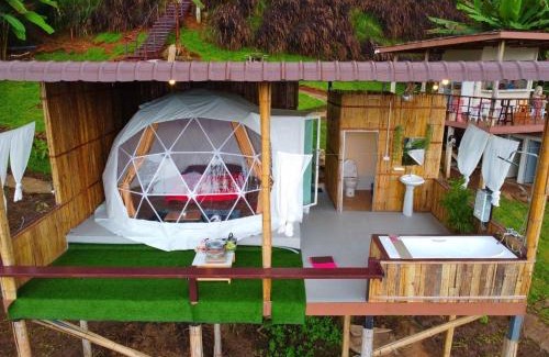 Mae Rim House | Cozy ใจโฮมสเตย์ with Breakfast & Hot Tub Amenities