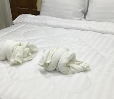 Chaiya House | Beachfront Bliss at Chaiya Seaview Homestay
