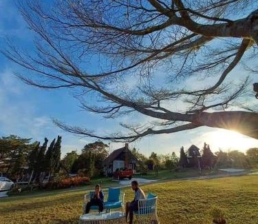 Wang Nam Khiao House | Explore ไอหมอก ชาเล่ต์: Family-Friendly Retreat Awaits
