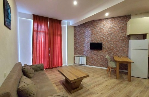 Tbilisi Apartment | Child-Friendly Escape in T'bilisi, Ideal for Families