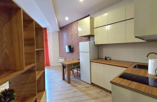 Tbilisi Apartment | Child-Friendly Escape in T'bilisi, Ideal for Families