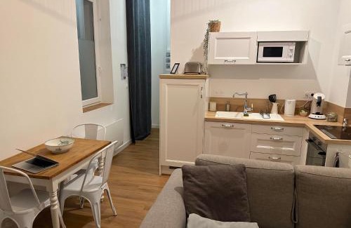 Douai Apartment | Discover Lys Vert in Douai with Private Parking & Pet Welcome