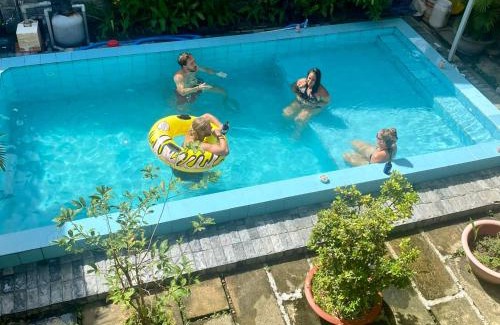 Duong Dong House | Welcoming Orchid Guesthouse: Poolside Bliss & Breakfast Included