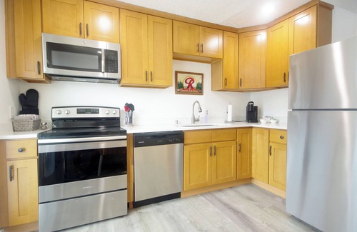 South Tacoma Apartment | Modern 1BR Retreat with King Bed & Child-Friendly Amenities