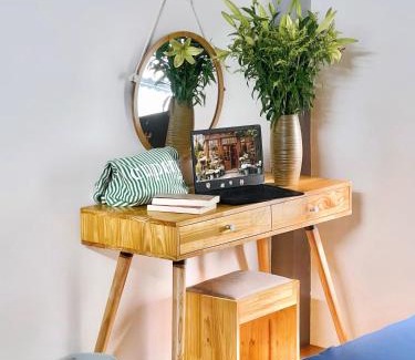 Cat Hai Apartment | Family-Friendly Ốc Homestay Cát Bà - Rated 9.9/10 by Guests