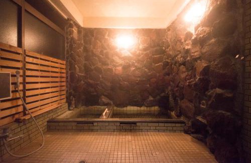 Kirishima House | Relax at OmoyaSai: Cozy Hot Tub & Family-Friendly Retreat