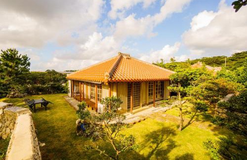 Miyakojima Cabin | Discover かたあきの里: Family-Friendly Stay with Breakfast