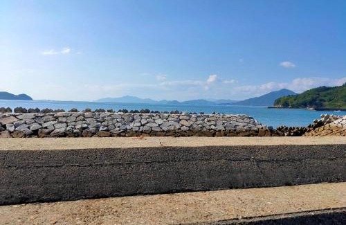 Imabari House | Discover しまなみゲストハウス南風荘: Family & Pet Friendly Stay