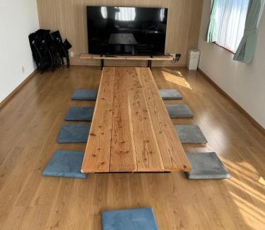 Tosa Apartment | Family-Friendly Stay at にいのうみ with Delicious Breakfast