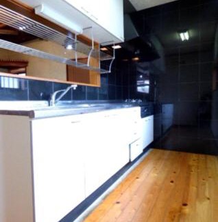 Fukuoka Apartment | Discover ゆーみー: Family-Friendly Retreat Awaits You