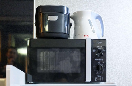 Chuo Apartment | Convenient Access: 5-Min Walk to Honmachi Station!